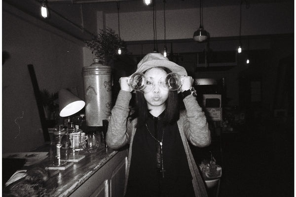 Simple Use Reloadable Film Camera Black & White