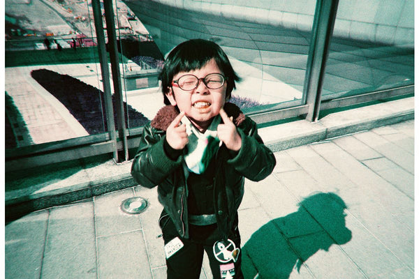 Simple Use Reloadable Film Camera LomoChrome Purple