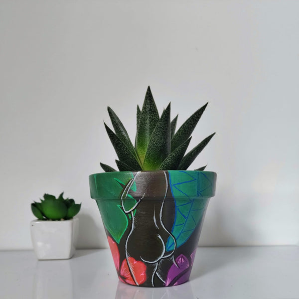 She Grows Art Plant Pot